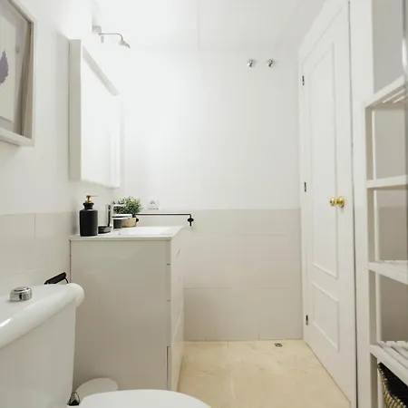 Appartamento Reformed And Bright- 2bdr 1bth- Nervion
