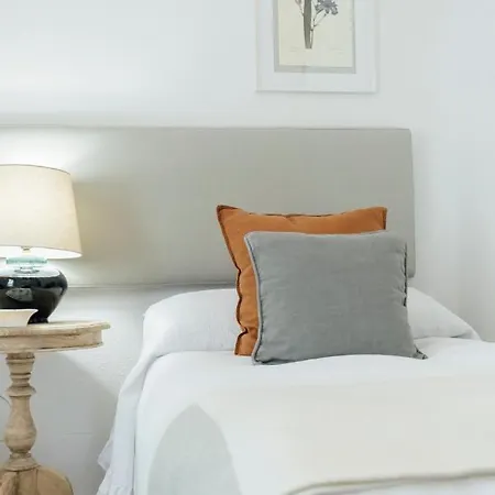 Reformed And Bright- 2bdr 1bth- Nervion Appartamento Siviglia